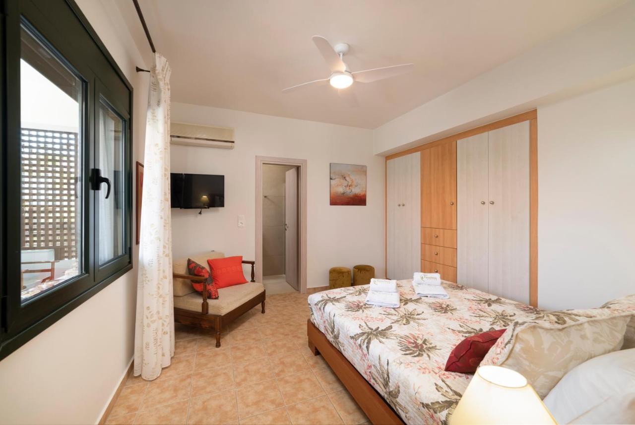 Paradisos Luxury Villas Next To Beach Koutsouras Экстерьер фото